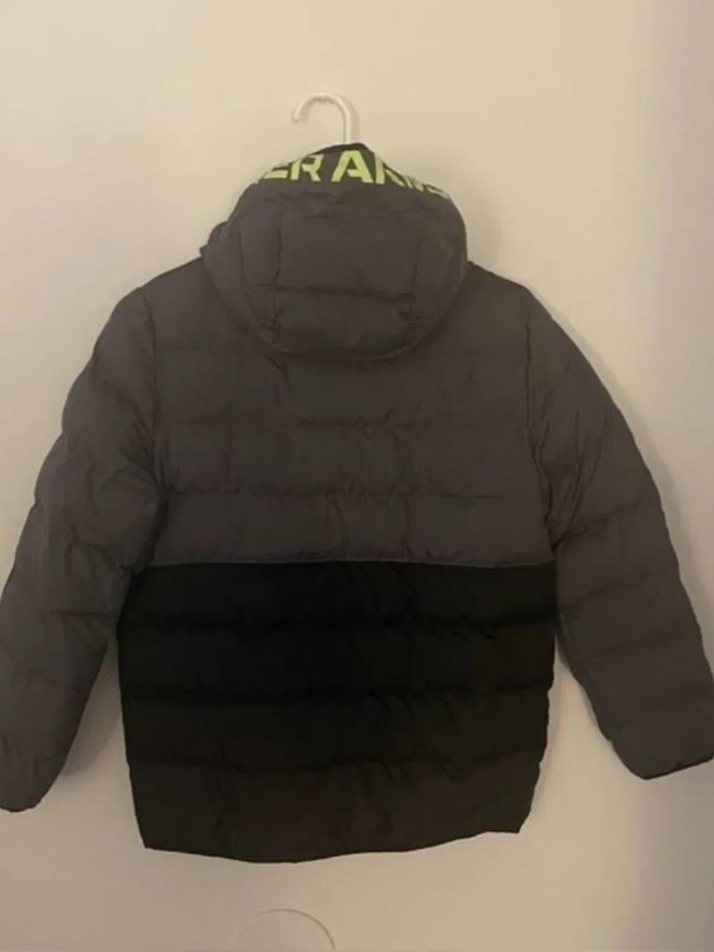 Under Armour Boys ColdGear Storm Hooded Puffer Jacket Gray/Green/Black Size YM